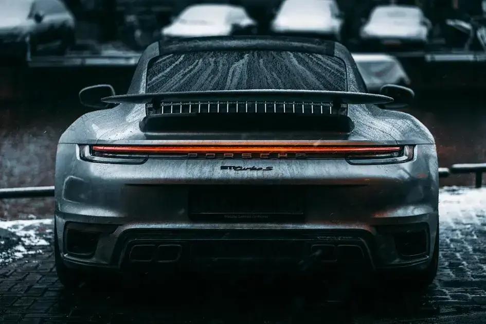 Polimento automotivo profissional em São Paulo: quando fazer e quanto dura