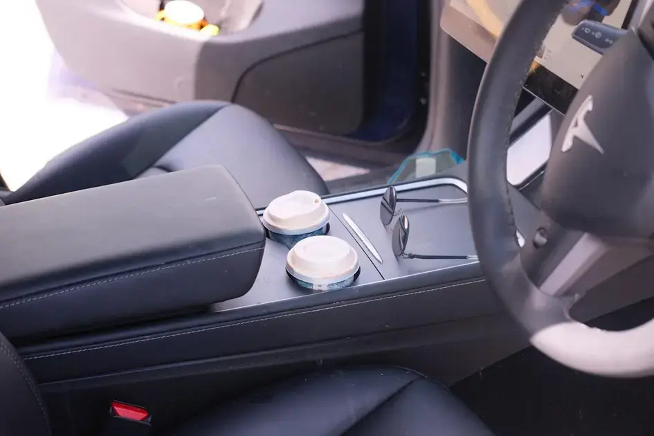 Higienização automotiva: o que inclui, quanto custa e quando fazer