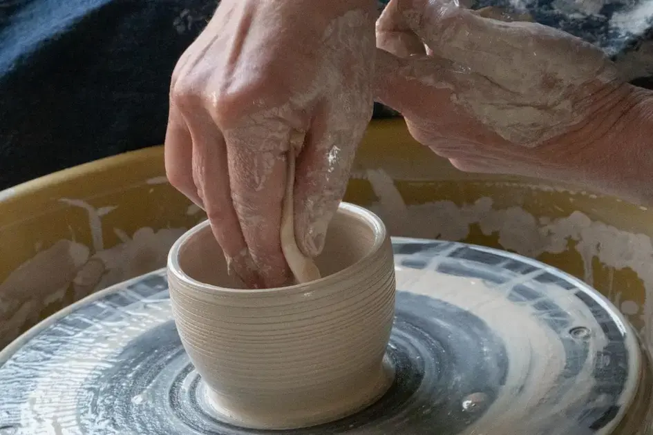 Métodos de aplicação: pincel, rolo e spray