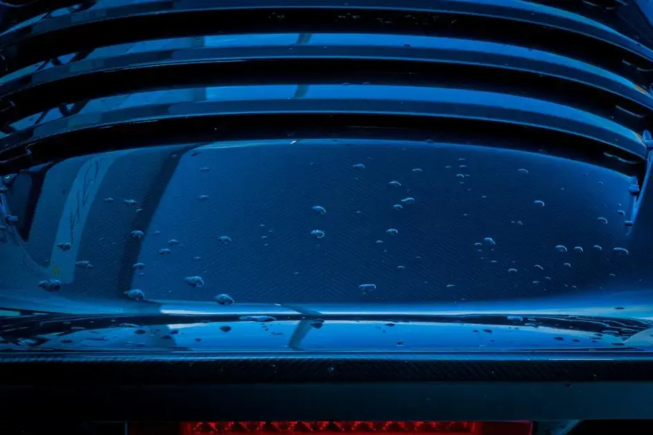 Produtos a evitar: corrosão, borracha e componentes eletrônicos